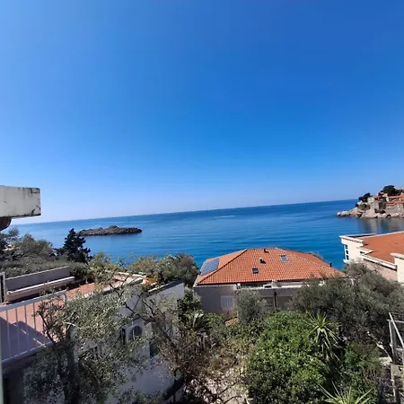 Daire Sveti Stefan Family *