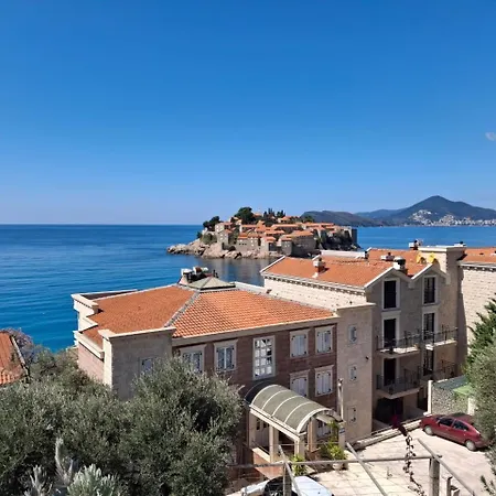 Daire Sveti Stefan Family *