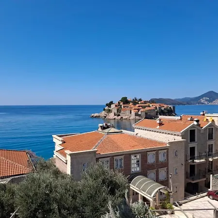 Sveti Stefan Family Budva