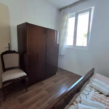 Sveti Stefan Family Budva