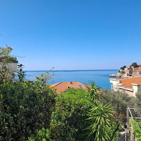 Sveti Stefan Family Budva