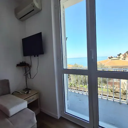 Sveti Stefan Family Daire Budva